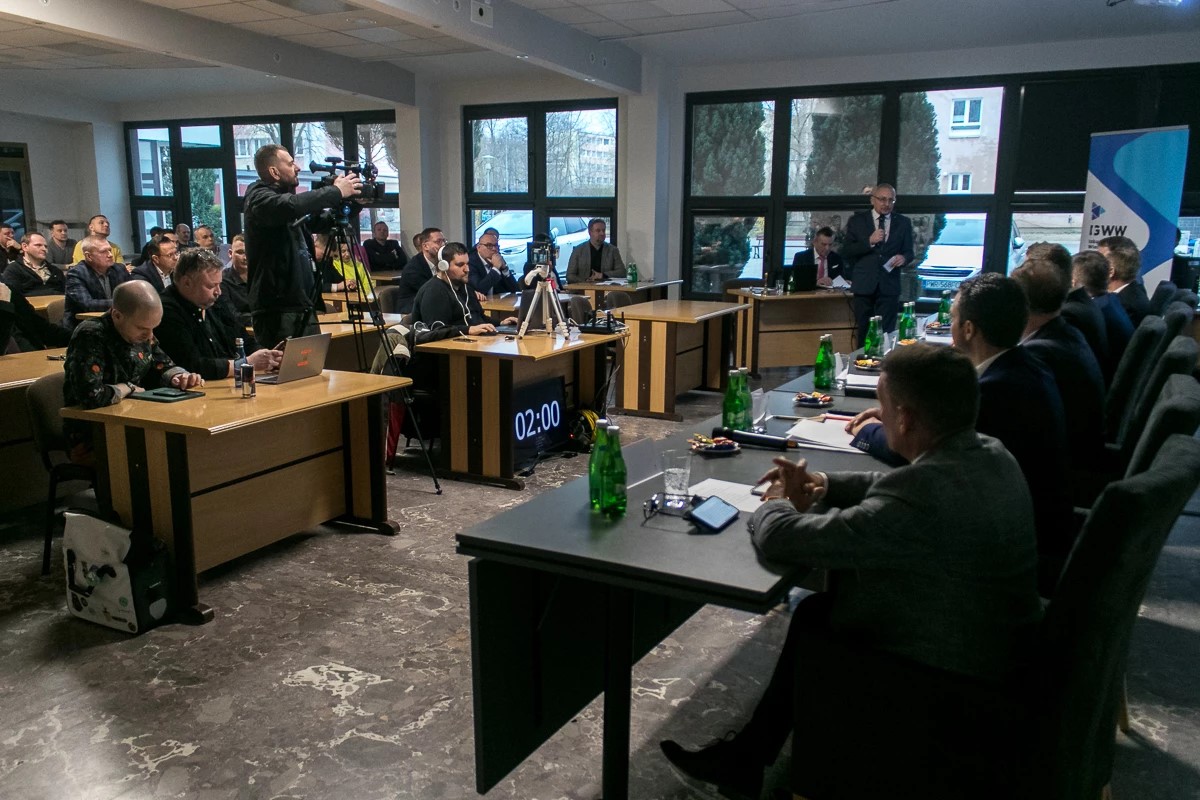 3 kandydaci na prezydenta dyskutowali o gospodarczej przyszlosci konina