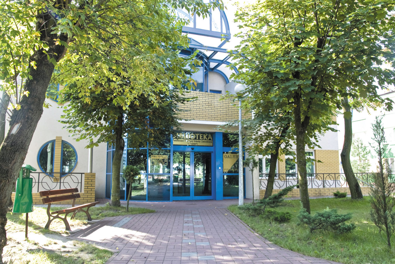 Biblioteka im. prof Mariana Walczaka PWSZ w Koninie, ul. Wyszyńskiego 3 C